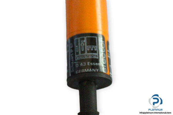 ifm-IA-3010-LBNOG-inductive-sensor-used-5
