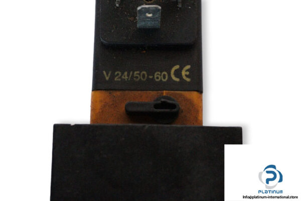 Waircom-UKC2_40_U-air-pilot-valve-(used)-1