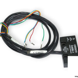 omron-D40B-1B10-compact-non-contact-door-switch-used