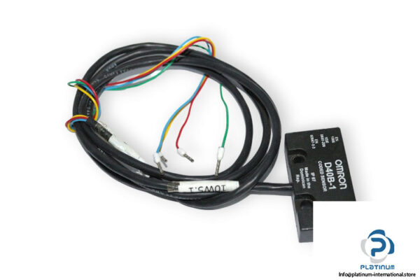 omron-D40B-1B10-compact-non-contact-door-switch-used