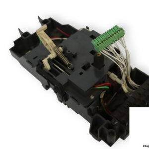 51066271-control-base-used