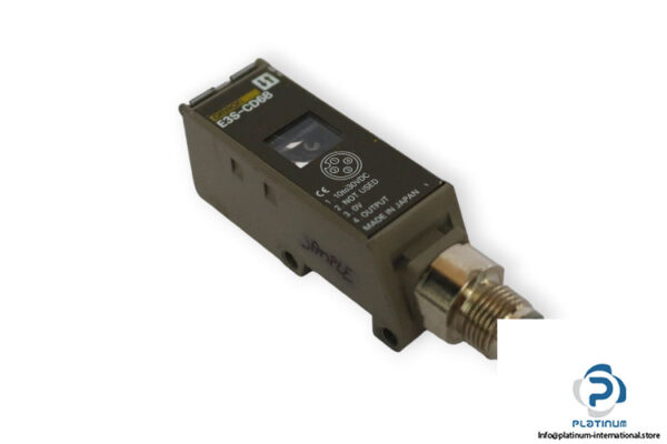 omron-E3S-CD68-label-detection-sensor-(used)