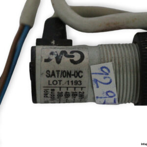 micro-detectors-SAT_0N-0C-photoelectric-sensor-(used)-1