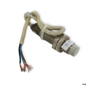 micro-detectors-AM1_AP-2A-inductive-sensor-(used)