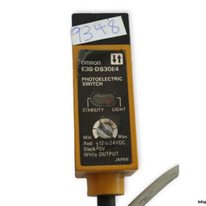 omron-E3S-DS30E4-diffuse-reflective-sensor-(Used)-1
