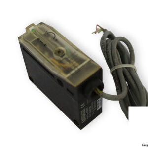 visolux-RLK25-55-116-reflective-sensor-with-polarizing-filter-(used)