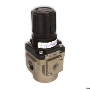 Smc-AR30-F03-pneumatic-pressure-regulator-(used)