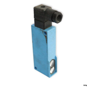 sick-WT18-P610-photoelectric-sensor-(used)