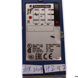 telemecanique-XMLA300D2S11-pressure-switch-(new)-(without-cartoon)-1
