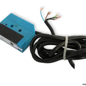 leuze-RK08_1-photoelectric-sensor-(used)