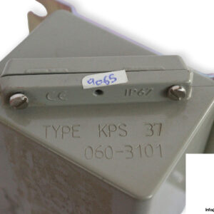 danfoss-KPS37-060-3101-pressure-switch-(used)-1