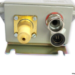 danfoss-KPS37-060-310166-pressure-switch-(new)-2