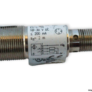 balluff-BOS-18M-PA-1QB-E5-C-S4-photoelectric-retro-reflective-sensor-used-4