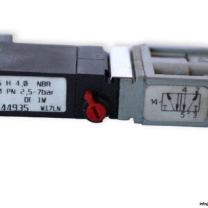 Burkert-6525-H-4.0-NBR-single-solenoid-valve-(used)-2