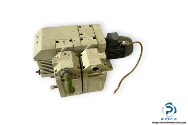 trivac-11296A901200129-rotary-vane-vacuum-pump-(used)