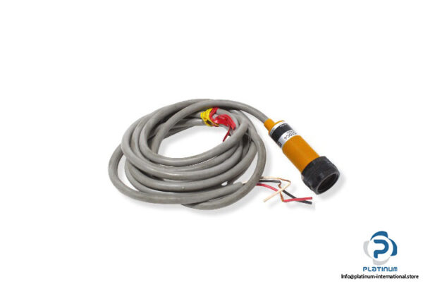 omron-E3F-DS10C4-photoelectric-diffuse-sensor-2