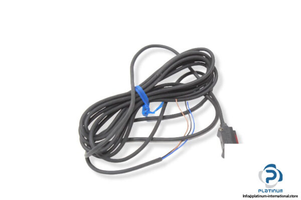 omron-E3T-SL23-ultrathin-photoelectric-reflective-sensor
