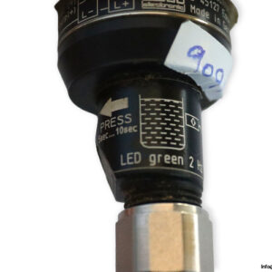 ifm-KNM30NUAFPKG_US-capacitive-level-sensor-(Used)-4