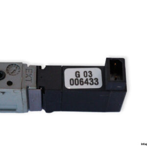 Burkert-6525-H-4.0-NBR-single-solenoid-valve-(new)-1