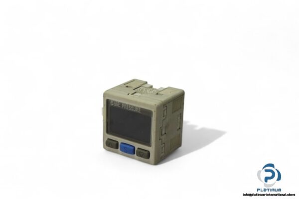 smc-ISE30A-01-B-pressure-switch