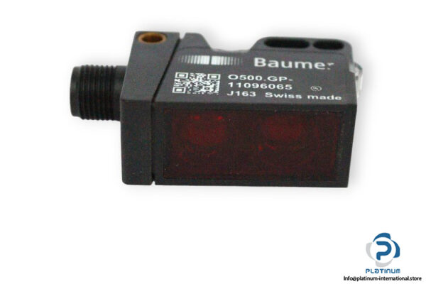 baumer-O500-GP-11096065-diffuse-sensor-new-2