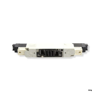 smc-vqz2251-5lo-double-solenoid-valve-1