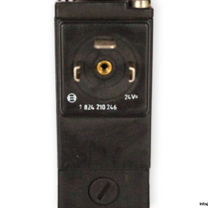 Bosch-0-820-015-028-solenoid-valve-(used)-1