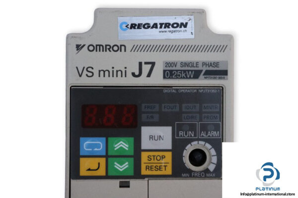 omron-CIMR-J7AZB0P2-compact-general-purpose-inverter-(used)-1