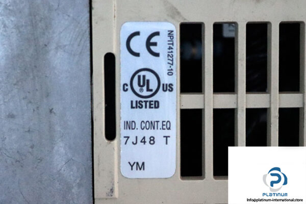 omron-CIMR-J7AZ20P4-compact-general-purpose-inverter-(used)-2