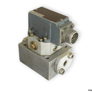 rexroth-4WS2EM10-3X_30B2ET315Z80_M-4-WAY-directional-servo-valve-used