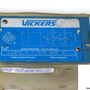 Vickers-DGMFN-3-Y-A2W-B2W-41-flow-restrictor-valve-(used)-1
