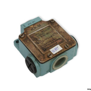 telemecanique-XCK-M-limit-switch-(used)