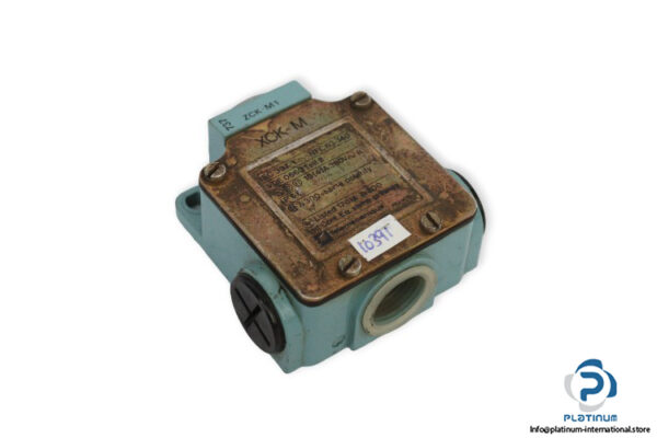 telemecanique-XCK-M-limit-switch-(used)