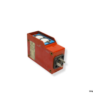 leuze-RK-85_4-2000-energetic-diffuse-sensor-2