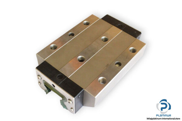 rexroth-r185352210-roller-runner-block-fls-1