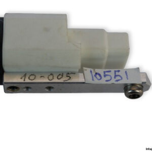 10-005-uhd-male-cable-(new)-1