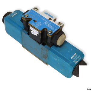 Vickers-DG4V-3-0C-M-FTJ-H7-60-solenoid-operated-directional-valve-(used)