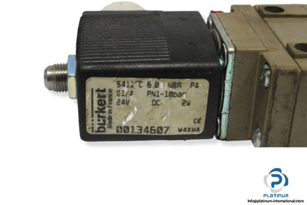 burkert-5411-c-6-0-nbr-pa-g1_4-pn1-10bar-solenoid-valve-2