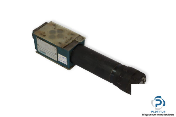 rexroth-R900410865-pressure-reducing-valve-used