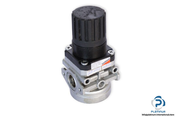 Camozzi-C1202-R00-filter-with-regulator-(used)