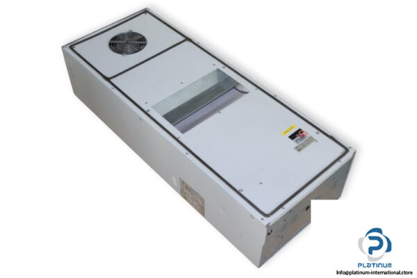 dkc-R5KLM10042LT-wall-mounted-indoor-cooler-(used)