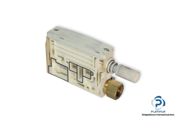 Smc-VQC2-LGK011-end-plate-(used)