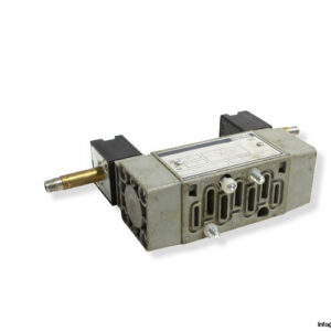 bosch-0-820-024-515-double-solenoid-valveused-1