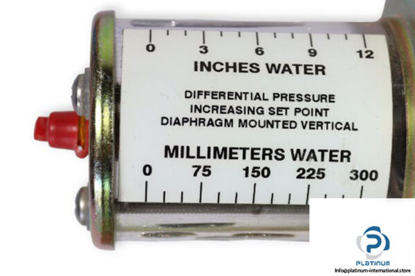 sor-107AL-N12-P1-F1A-TT-low-differential-pressure-switch-used-4