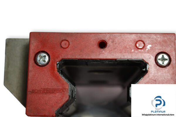 schneeberger-MR-55-linear-guideway-rail-(used)-1