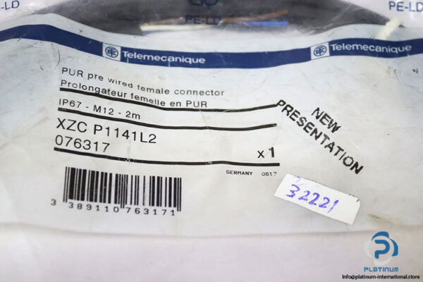 cn-541-telemecanique-xzc-p1141l2-76317-pur-pre-wired-female-connector