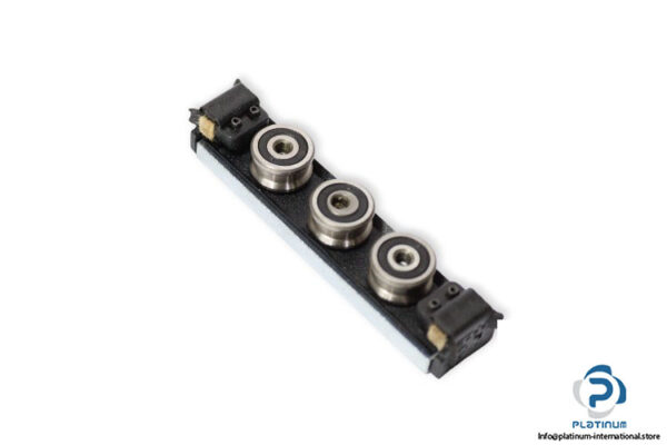 t-race-RP18-3-linear-roller-bearing-(new)