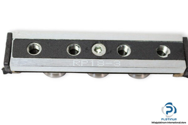 t-race-RP18-3-linear-roller-bearing-(new)-1