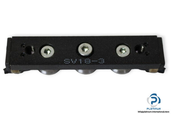 t-race-SV18-3-linear-roller-bearing-(new)-1