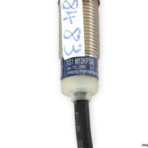 telemecanique-XS1-M12KP340-inductive-sensor-used-2